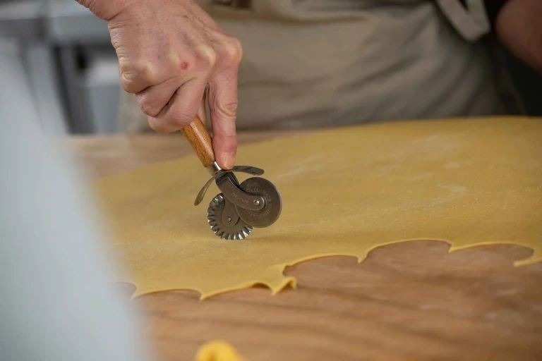copertina di Laboratori di pasta fresca con Casa Artusi