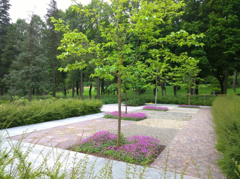 copertina di PASSEGGIATA TRA I GIARDINI E I PADIGLIONI DI MONTECATONE