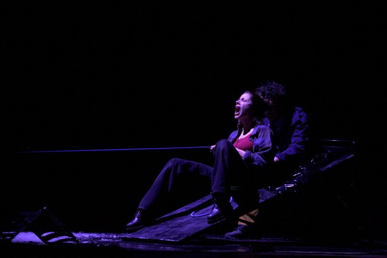 Toccando il vuoto10 ph Tiziano Ghidorsi