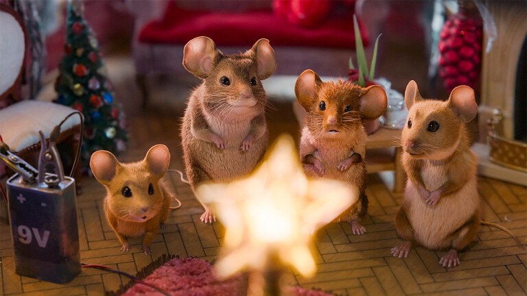 immagine di Un topolino sotto l'albero