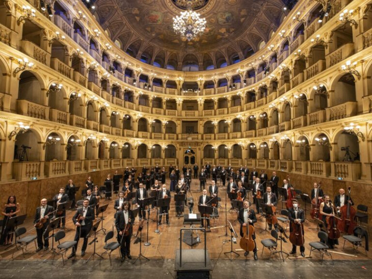 Orchestra del teatro comunale di Bologna - ph. Andrea Ranzi