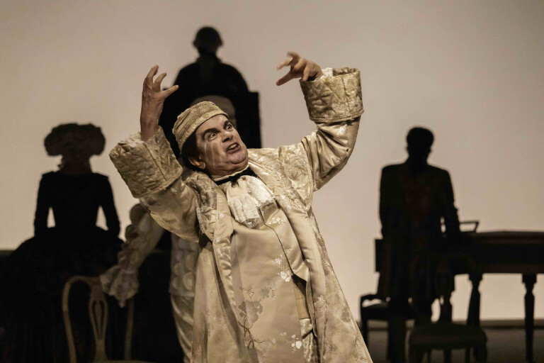 Amadeus 04 FerdinandoBruni©Laila Pozzo