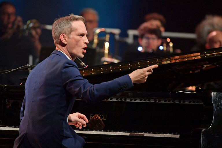 copertina di Anthony Strong & Colours Jazz Orchestra - Da Cole Porter a Frank Sinatra