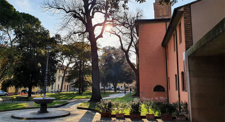 copertina di Un'oasi verde in Centro Storico