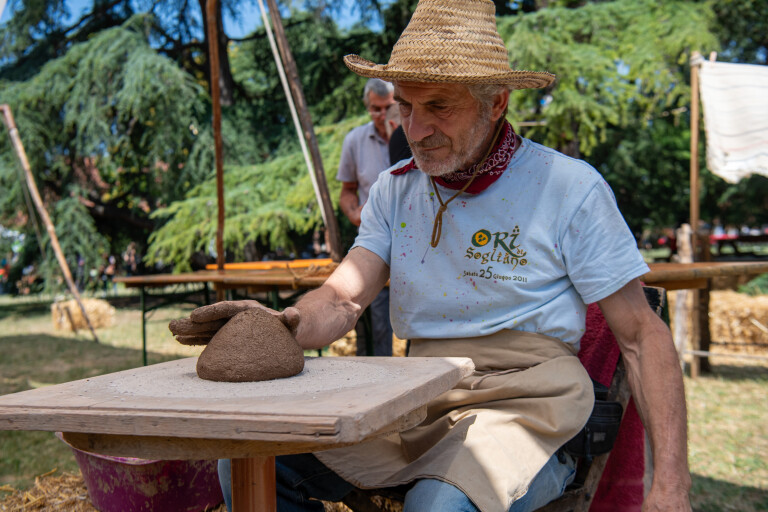 immagine di Il lavoro delle mani